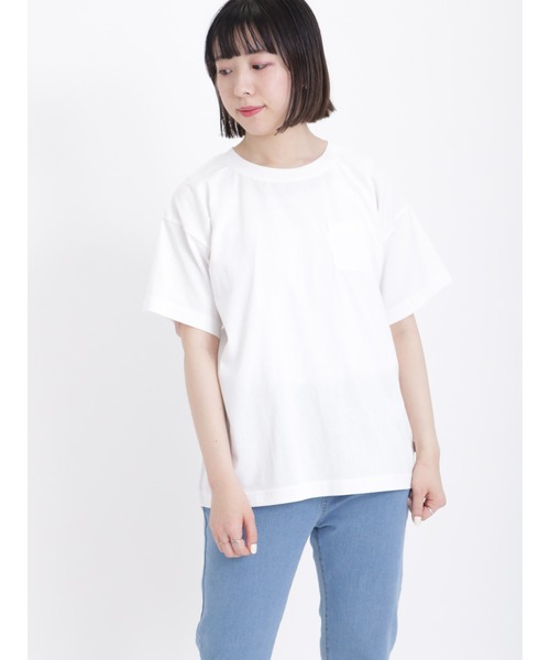 Samansa Mos2（サマンサ モスモス）の「【USAコットン】胸ポケット付ベーシックTシャツ（Tシャツ/カットソー・レディース・オフホワイト/ブルー/ベージュ/ネイビー/モカ/レッド・ﾌﾘ-）」の17枚目の写真