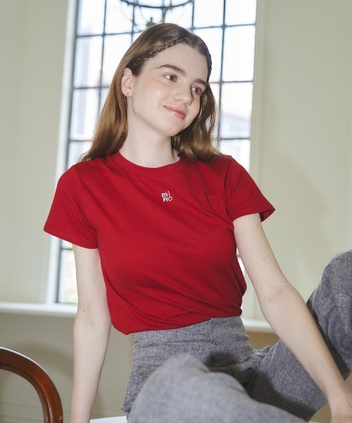 MIRO AMURETTE（ミロアミュレット）の「MIRO embroidery tee/MIROオリジナルTシャツ（Tシャツ/カットソー・レディース・レッド/ホワイト/ブラック・FREE）」の3枚目の写真