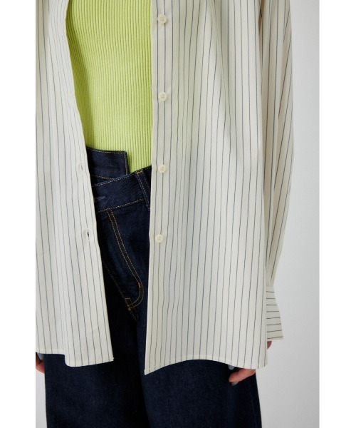 MOUSSY(マウジー)の「COLOR BACK SLIT シャツ(シャツ/ブラウス・レディース・ブルー/ホワイト系その他/パープル・FREE)」の17枚目の写真