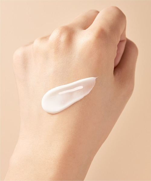 SNOW BEAUTY(スノービューティー)の「スノービューティー ブライトニング ハンドクリームA 【数量限定】(医薬部外品)(ハンドケア/ハンドクリーム・レディース・その他・フリ-)」の6枚目の写真