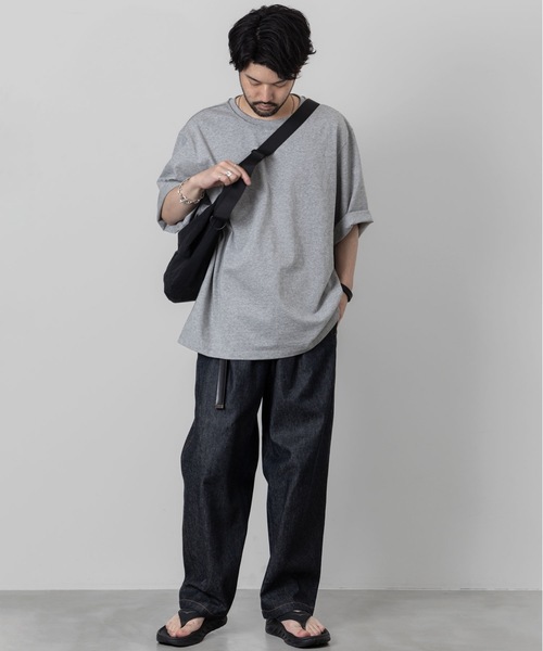 wrou（ロウ）の「16/2ハイカウントヘビー天竺 MASSIVE T-SHIRT（Tシャツ/カットソー・メンズ・グレー/ブラック/ホワイト・1/2/3）」の11枚目の写真