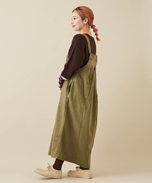CUBE SUGAR（キューブシュガー）の「綿テンセルツイル顔料染サロペットワンピース（ジャンパースカート・レディース・パープル/スミクロ/カーキ・M）」の17枚目の写真