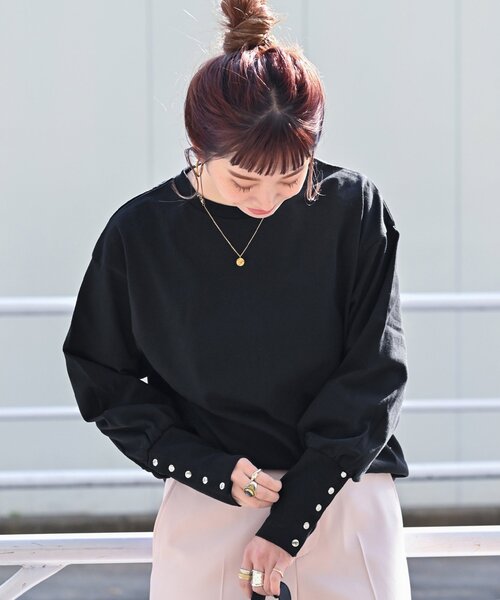 B.C STOCK（ベーセーストック）の「《追加》ロングカフスカットプルオーバー（Tシャツ/カットソー・レディース・ブラック系その他/ブラック/ホワイト・FREE）」の3枚目の写真