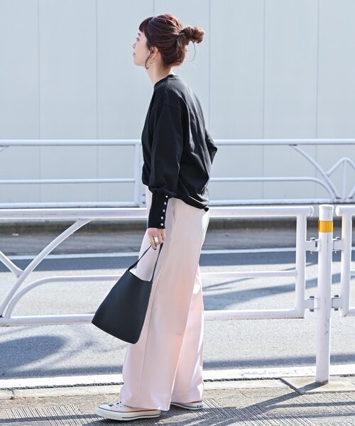 B.C STOCK（ベーセーストック）の「《追加》ロングカフスカットプルオーバー（Tシャツ/カットソー・レディース・ブラック系その他/ブラック/ホワイト・FREE）」の19枚目の写真