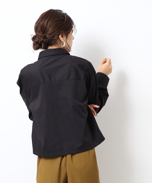 DRESKIP（ドレスキップ）の「◆抜け感を演出 旬なショート丈シャツ（シャツ/ブラウス・レディース・ブラック/オフホワイト・02/03/04）」の14枚目の写真