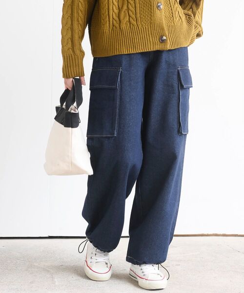 rps(アールピーエス)の「ドロストデニムカーゴパンツ(カーゴパンツ・レディース・アイボリー/ネイビー/ブルー/カーキ・フリー)」の1枚目の写真