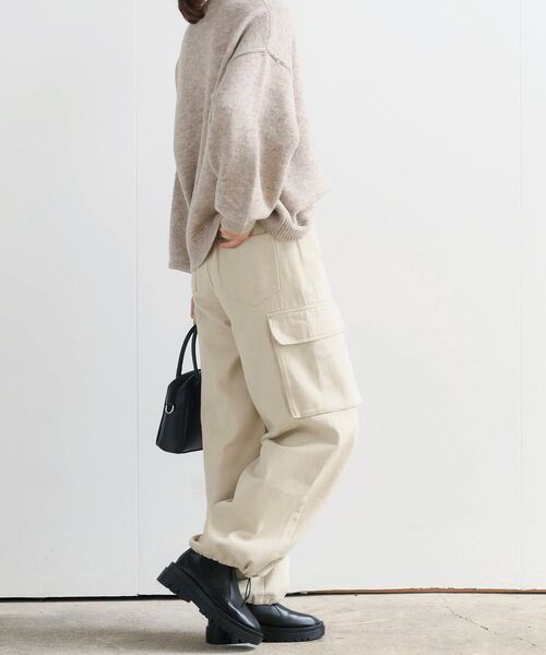 rps(アールピーエス)の「ドロストデニムカーゴパンツ(カーゴパンツ・レディース・アイボリー/ネイビー/ブルー/カーキ・フリー)」の8枚目の写真