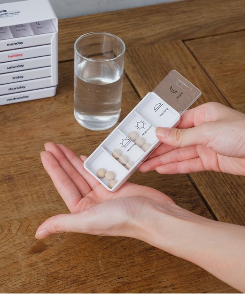 BIRTHDAY BAR（バースデイバー）の「ANAheim DAILY PILL ORGANIZER（収納グッズ・レディース・ホワイト・フリー）」の10枚目の写真
