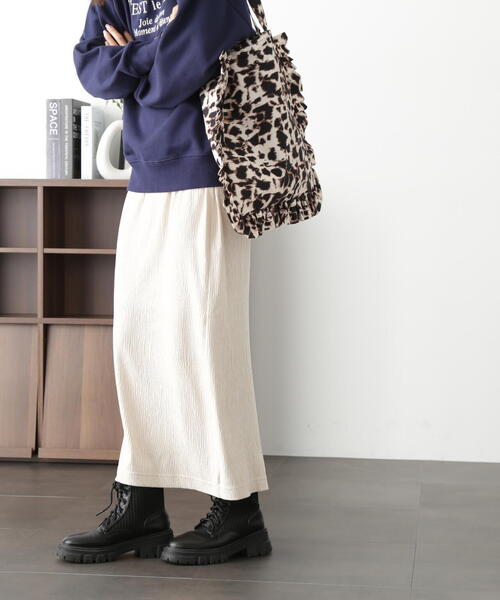 FREE'S MART（フリーズマート）の「ベロア楊柳ナロースカート（スカート・レディース・ベージュ/ブルー/ブラウン・SMALL/MEDIUM）」の3枚目の写真