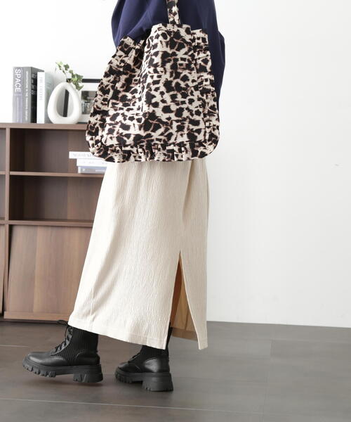 FREE'S MART（フリーズマート）の「ベロア楊柳ナロースカート（スカート・レディース・ベージュ/ブルー/ブラウン・SMALL/MEDIUM）」の12枚目の写真