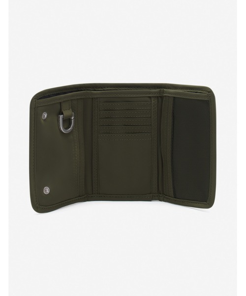 Maison Kitsune（メゾンキツネ）の「NYLON COMPACT WALLET（財布