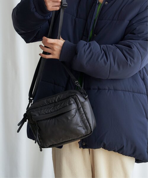 LBC（エルビーシー）の「パテッドショルダーミニ（ショルダーバッグ・レディース・グリーン系/ブラック・FREE）」の4枚目の写真