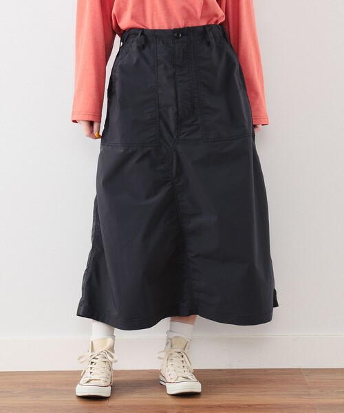 BEAMS BOY(ビームスボーイ)の「BEAMS BOY / ソロテックス ベイカー スカート(スカート・レディース・ブラック/オリーブ・ONE SIZE)」の11枚目の写真