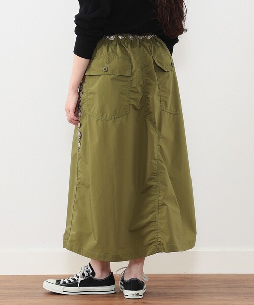 BEAMS BOY(ビームスボーイ)の「BEAMS BOY / ソロテックス ベイカー スカート(スカート・レディース・ブラック/オリーブ・ONE SIZE)」の8枚目の写真