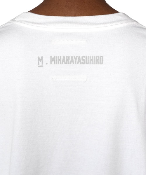 Maison MIHARA YASUHIRO(メゾンミハラヤスヒロ)の「Smily Face Printed T-shirt(Tシャツ/カットソー・メンズ・ホワイト/ブラック・44/46/48/50)」の4枚目の写真