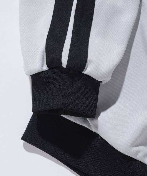 XLARGE（エクストララージ）の「OG TRACK JACKET（ブルゾン・メンズ・ブラック/グレー・L/M/S/XL）」の8枚目の写真