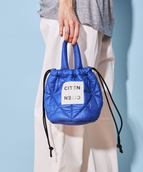 CITEN(シテン)の「<CITEN>パデッド バケット バッグ(トートバッグ・レディース・ベージュ/ロイヤルブルー/シルバー/ブラック・FREE)」の1枚目の写真