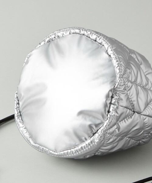 CITEN(シテン)の「<CITEN>パデッド バケット バッグ(トートバッグ・レディース・ベージュ/ロイヤルブルー/シルバー/ブラック・FREE)」の14枚目の写真