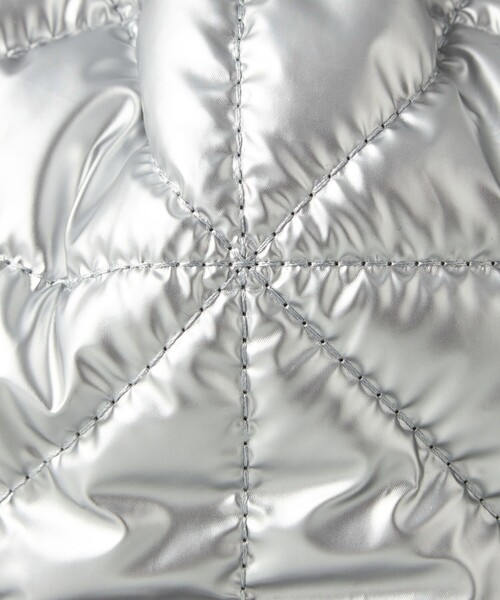 CITEN(シテン)の「<CITEN>パデッド バケット バッグ(トートバッグ・レディース・ベージュ/ロイヤルブルー/シルバー/ブラック・FREE)」の17枚目の写真