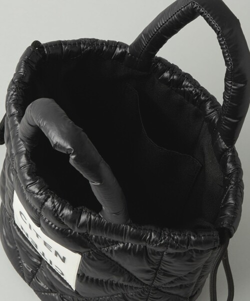 CITEN(シテン)の「<CITEN>パデッド バケット バッグ(トートバッグ・レディース・ベージュ/ロイヤルブルー/シルバー/ブラック・FREE)」の22枚目の写真