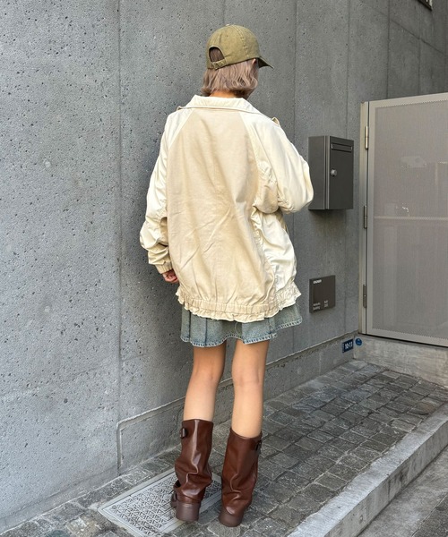 CIAOPANIC(チャオパニック)の「ナイロン切替ギャザーブルゾン(ブルゾン・レディース・オフホワイト/ブラック/カーキ・FREE)」の11枚目の写真