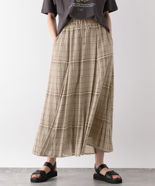 GLOBAL WORK(グローバルワーク)の「エアリーリラックスフレアスカート/975462(スカート・レディース・ストライプ/スミクロ/アイボリー系1/レオパード/その他10/ベージュ系その他/グリーン系その他7/ブラック系その他2/ブルー系その他6/ブラウン/ブラウン系8・REGULAR/SHORT)」の5枚目の写真