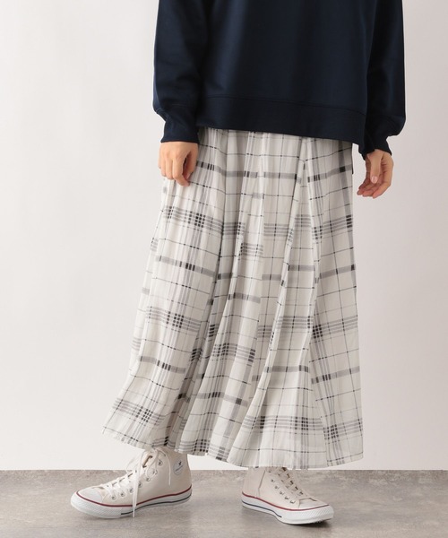 GLOBAL WORK(グローバルワーク)の「エアリーリラックスフレアスカート/975462(スカート・レディース・ストライプ/スミクロ/アイボリー系1/レオパード/その他10/ベージュ系その他/グリーン系その他7/ブラック系その他2/ブルー系その他6/ブラウン/ブラウン系8・REGULAR/SHORT)」の15枚目の写真