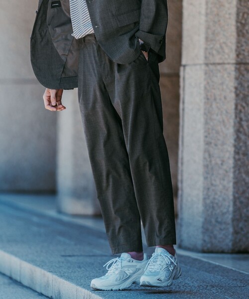 green label relaxing（グリーンレーベルリラクシング）の「TWウォッシャブルトロ 2プリーツ ユーティリティー パンツ -ウォッシャブル・ストレッチ・防シワ-（その他パンツ・メンズ・グレー/ブラック/モカ/ロイヤルブルー/ネイビー・XS/S/M/L/XL）」の3枚目の写真