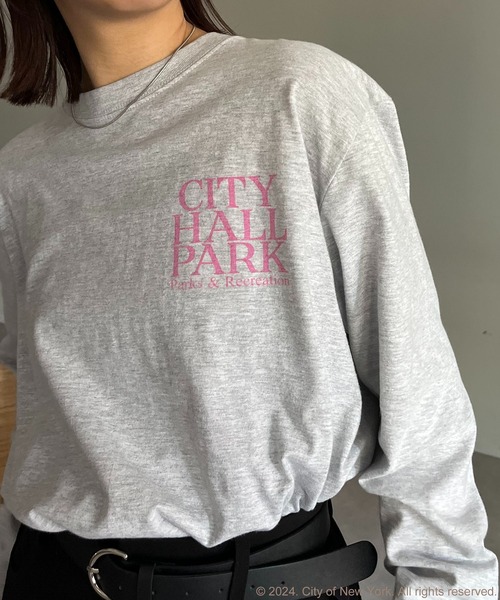CAPRICIEUX LE'MAGE（カプリシューレマージュ）の「〈GOOD ROCK SPEED〉NYCロンT（Tシャツ/カットソー・レディース・ライトグレー/ブラック・FREE）」の13枚目の写真