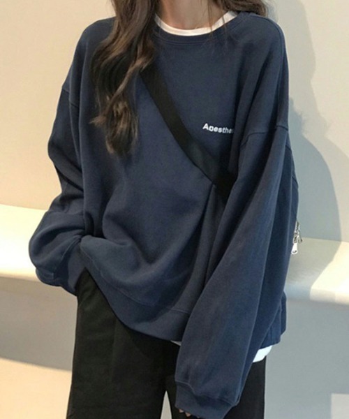Per sist ence(パーシエンス)の「ルーズシルエットワンポイントロゴスウェット(スウェット・レディース・グレー/ネイビー・FREE)」の1枚目の写真
