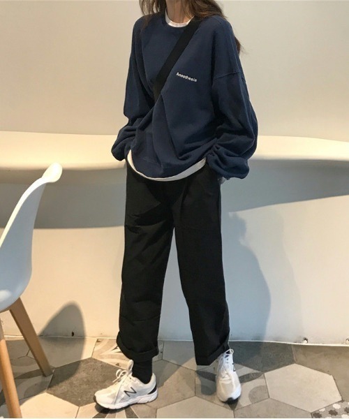 Per sist ence(パーシエンス)の「ルーズシルエットワンポイントロゴスウェット(スウェット・レディース・グレー/ネイビー・FREE)」の8枚目の写真