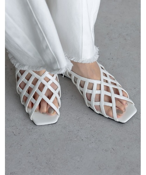 Re:EDIT（リエディ）の「[大きいサイズ有]Vカットオープントゥメッシュサンダル（サンダル・レディース・ブラック/シルバー/ホワイト/キャメル・SMALL/MEDIUM/LARGE/X-LARGE/XX-LARGE）」の6枚目の写真