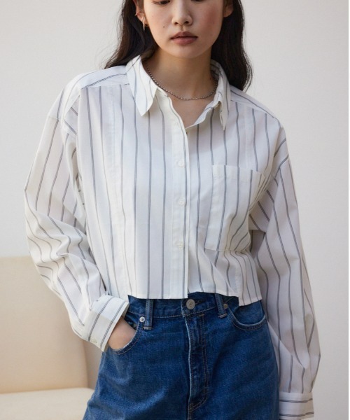 AZUL by moussy（アズールバイマウジー）の「ショートキリカエシャツ（シャツ/ブラウス・レディース・サックスブルー/ブルー系その他2/オフホワイト/ホワイト系その他・FREE）」の3枚目の写真
