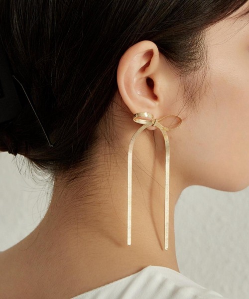 LA VORAGINE(ラ ヴォラジネ)の「スネークチェーンリボンピアス ボール(ピアス(両耳用)・レディース・ゴールド/シルバー・FREE)」の6枚目の写真