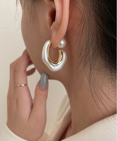 LA VORAGINE(ラ ヴォラジネ)の「アレルギー対応 マーブルピアス(ピアス(両耳用)・レディース・ホワイト/ダークブラウン/ブラウン/グレー/クリア・FREE)」の7枚目の写真
