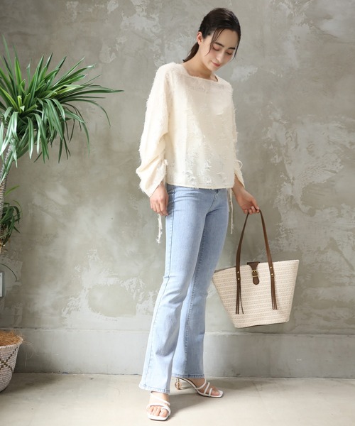 aimoha(アイモハ)の「袖裏側ギャザー透け感ブラウス (SS)(シャツ/ブラウス・レディース・ベージュ・SMALL/MEDIUM/LARGE)」の6枚目の写真