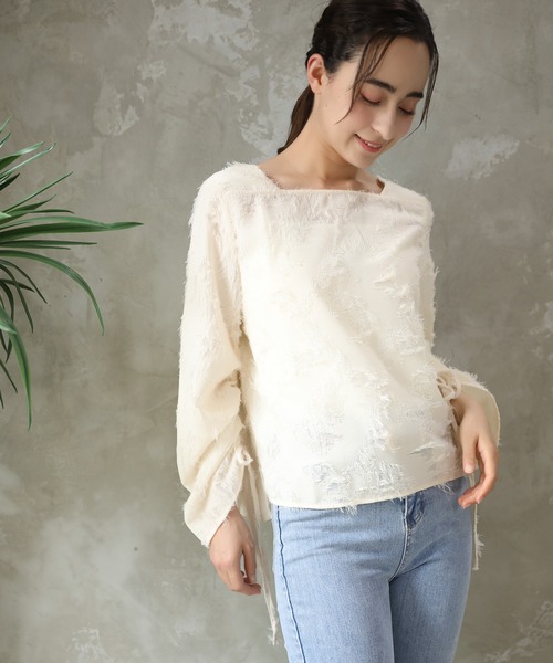 aimoha(アイモハ)の「袖裏側ギャザー透け感ブラウス (SS)(シャツ/ブラウス・レディース・ベージュ・SMALL/MEDIUM/LARGE)」の11枚目の写真