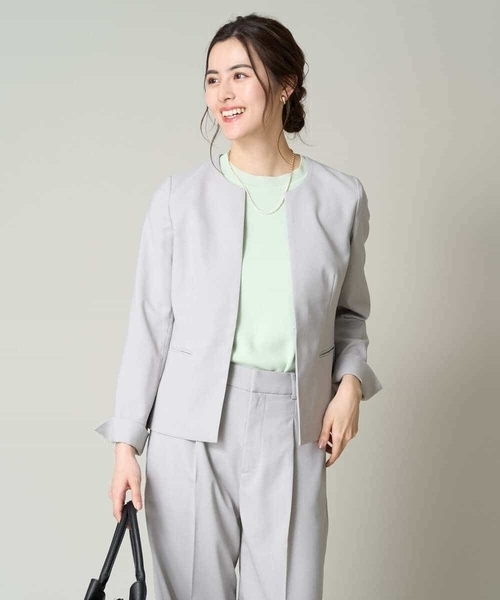 a.v.v(アーヴェヴェ)の「【接触冷感/洗える/UVカット】オックスストレッチキーネックジャケット【Reflax】(ノーカラージャケット・レディース・ライトグレー/モカ/ネイビー・34/36/40/42/38)」の22枚目の写真