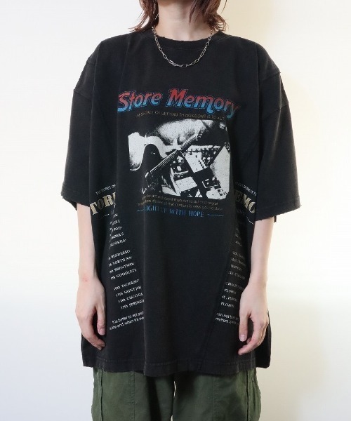 Salong hameu（サロン ハミュー）の「ヴィンテージライクなリメイク風バンドTシャツ メンズ レディース/半袖ロックT（Tシャツ/カットソー・メンズ・ブラック/ダークグレー・M/L）」の14枚目の写真