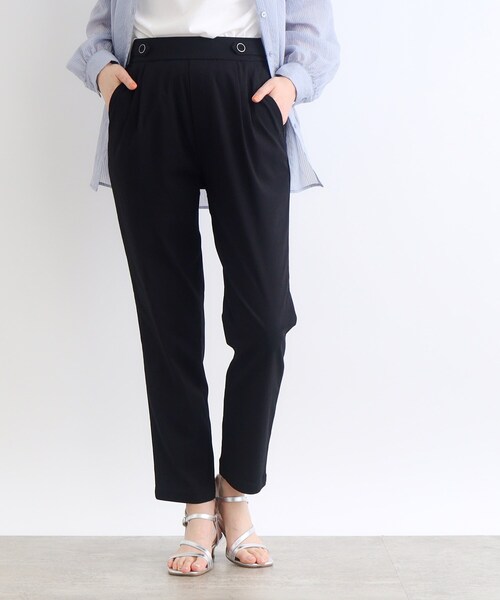 grove（グローブ）の「◆＜接触冷感・多サイズ＞サマーハイパーストレッチテーパードパンツ（その他パンツ・レディース・ブラック/ブラック系1/カーキ/ベージュ/ネイビー・03/02/00/01/04/05）」の2枚目の写真