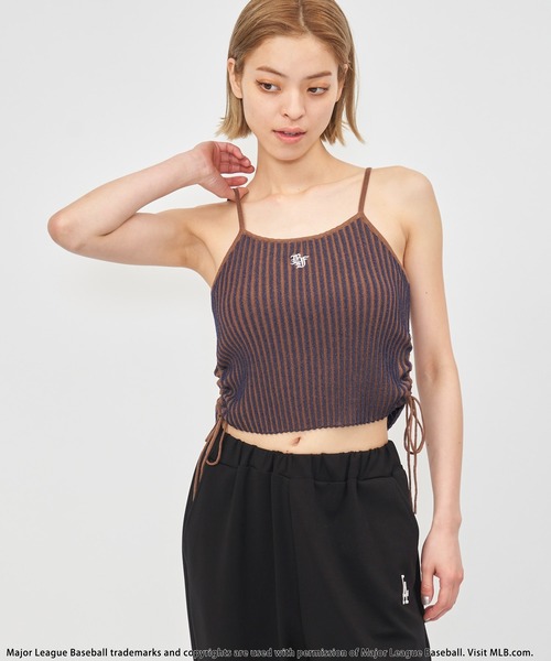 BACK TO THE FIELD(バック トゥー ザ フィールド)の「【BTTF】ワンポイントロゴシャーリングニットキャミソール(キャミソール・レディース・ブラック/イエロー/ブラウン・FREE)」の2枚目の写真