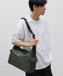 LAKOLE | サイドフラップポケットショルダーバッグ / 116443(ショルダーバッグ)