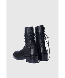 Ann DEMEULEMEESTER（アンドゥムルメステール）の「ANN