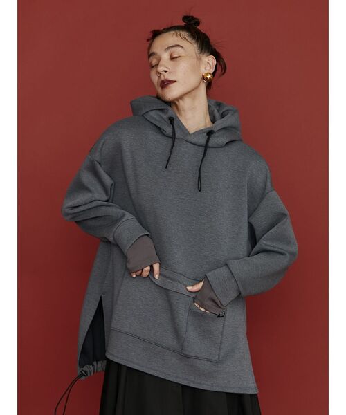上品な UN3D.（アンスリード）の「HEM GATHER ヘムギャザー / HOODIE トップス