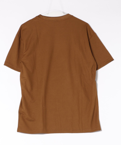 aimoha(アイモハ)の「aimoha outdoor ユニセックス ワッフルオーバーサイズ膨らみロゴ半袖Tシャツ (SS)(Tシャツ/カットソー・レディース・ネイビー/ブラウン/ホワイト/ブラック・MEDIUM/LARGE/X-LARGE)」の5枚目の写真