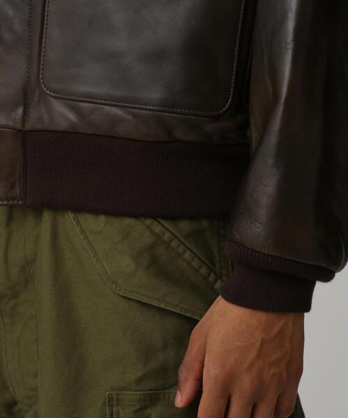 AVIREX（アヴィレックス）の「A-2 FLIGHT JACKET ANTIQUE LAMB / A-2 フライトジャケット アンティークラム / AVIREX / アヴィレックス（ミリタリージャケット・メンズ・ブラウン/ブラック・36/42/38/40/44）」の19枚目の写真