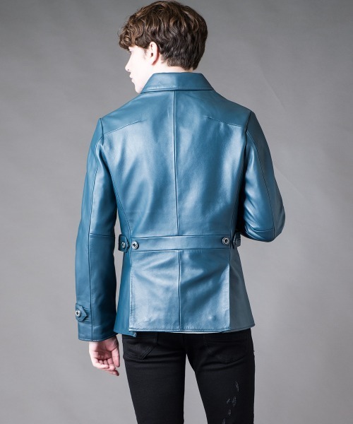 タグ付き✨ロイスクレヨン ピーコート ナポレオン メタル 星型 ラム アンゴラ セール】TREVI(トレビ)ベジタブルタンニング イタリアンラム レザー