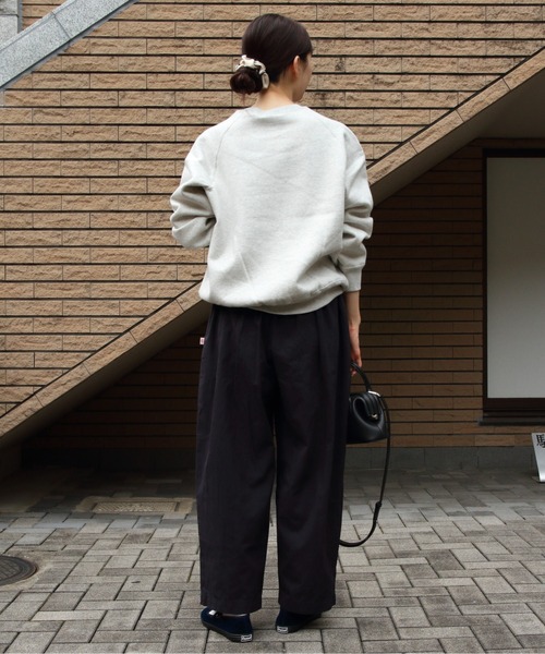 GYMPHLEX（ジムフレックス）の「GYMPHLEX/ジムフレックス　スウィングスリーブ クルーネックプルオーバー　SWING SLEEVE CREW NECK PULLOVER　C0291 TCF（スウェット・レディース・アイボリー/グレー/チャコールグレー/ダークブルー/ライトブルー・14）」の17枚目の写真