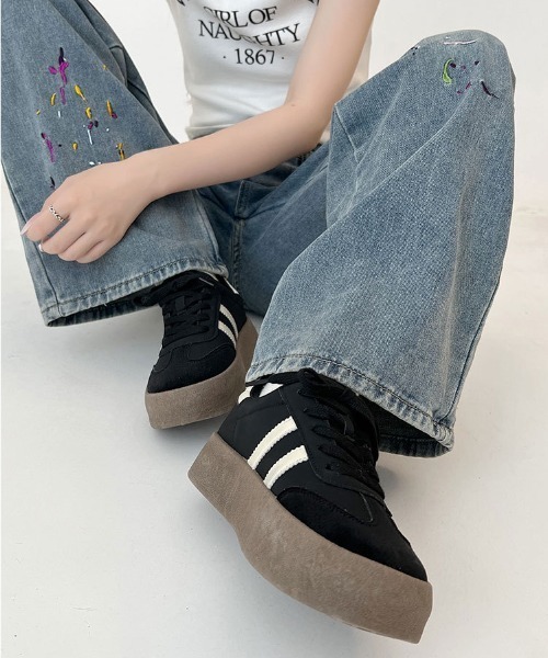 mebole(メボレ)の「厚底ラインスニーカー(スニーカー・レディース・アイボリー/ブラック・SMALL/MEDIUM/LARGE)」の9枚目の写真