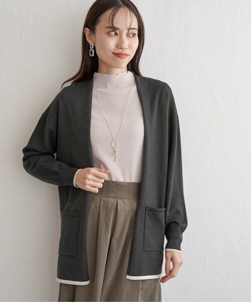 ikka(イッカ)の「前後2WAY三角テレコプルオーバー(Tシャツ/カットソー・レディース・ライトグレー/レッド系その他/オフホワイト/グレー/ダークグリーン/ブラック・S/M/L)」の7枚目の写真